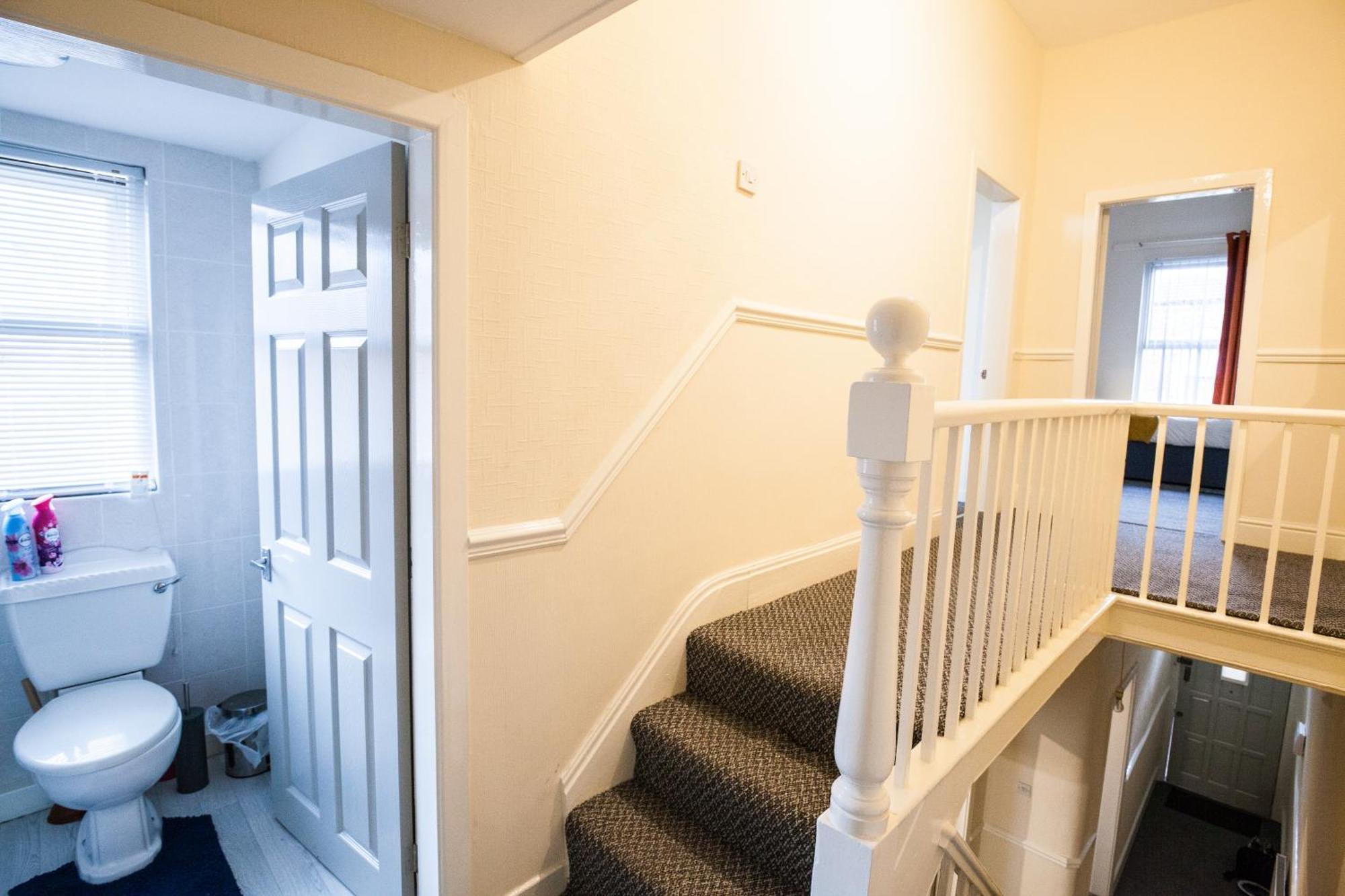 Divine Accommodation Liverpool Zewnętrze zdjęcie
